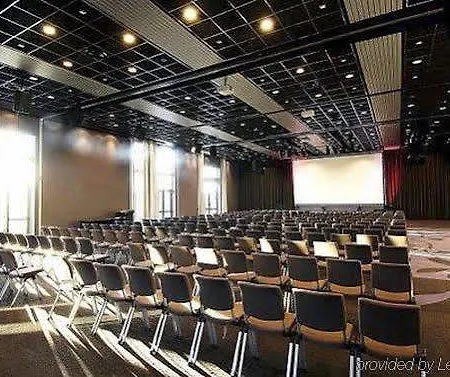 Clarion Hotel Bergen Airport 